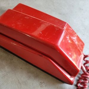 1974 red western electric rotary dial phone
